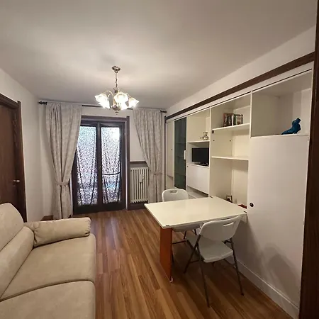 Royale By Mountainhouses Διαμέρισμα Sestriere